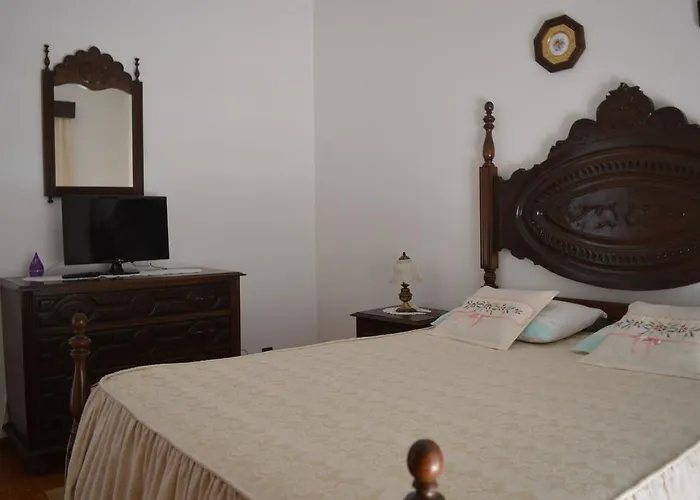 Holidays 71 Guest house Nazare